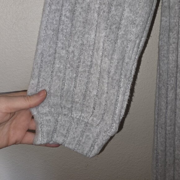 Cupshe Silver Mist Ribbed Knit Jumpsuit Gray Long Sleeve Wide Leg L NWT - Picture 12 of 16